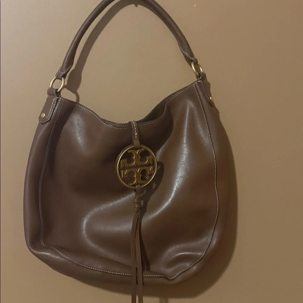 Tory Burch tory burch